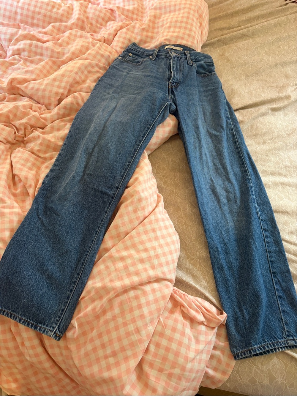 Women’s Classic Blue Straight-Leg Jeans